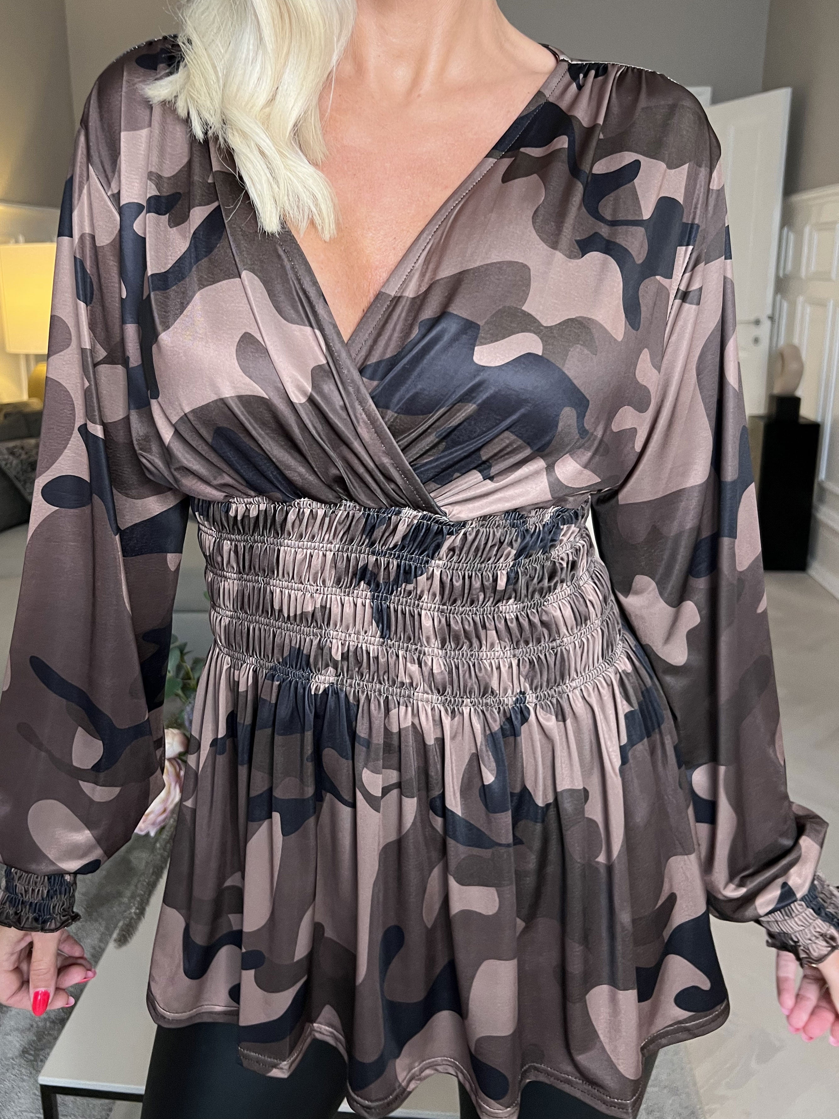 Pams Camo Shirt L/S - Bluse i elastisk stof med lange ærmer